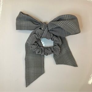 Plaid Grey Bow Scrunchy Hair Tie